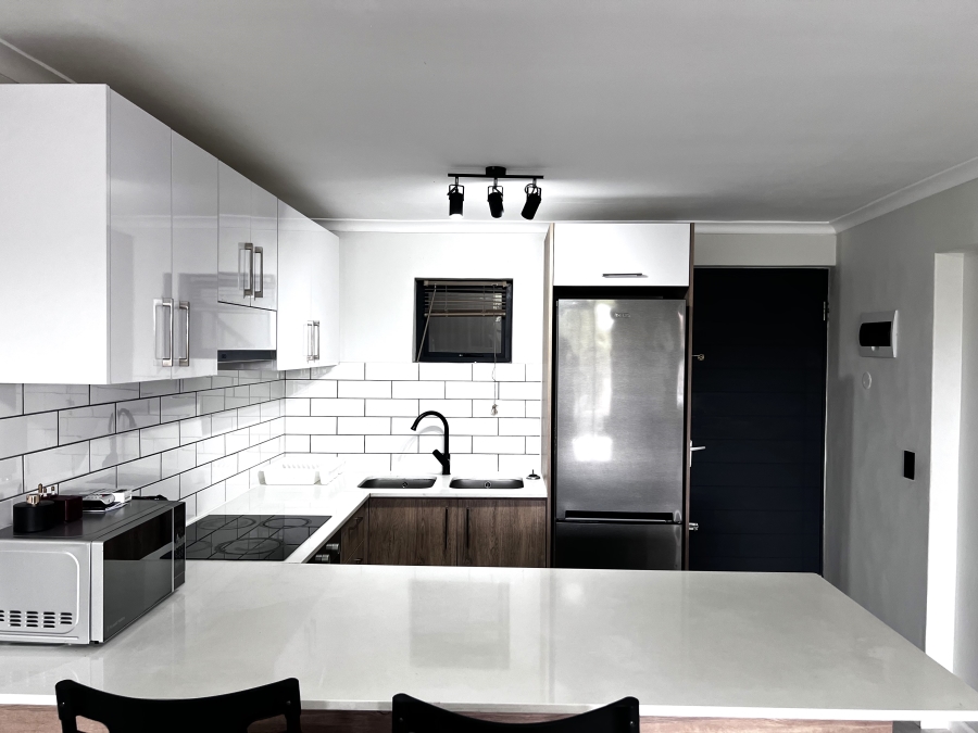 To Let 2 Bedroom Property for Rent in Table View Western Cape